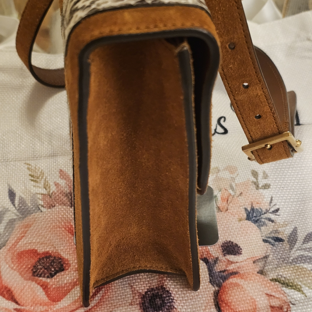 Gucci Brown Suede Shoulder Bag - Picture 8 of 16